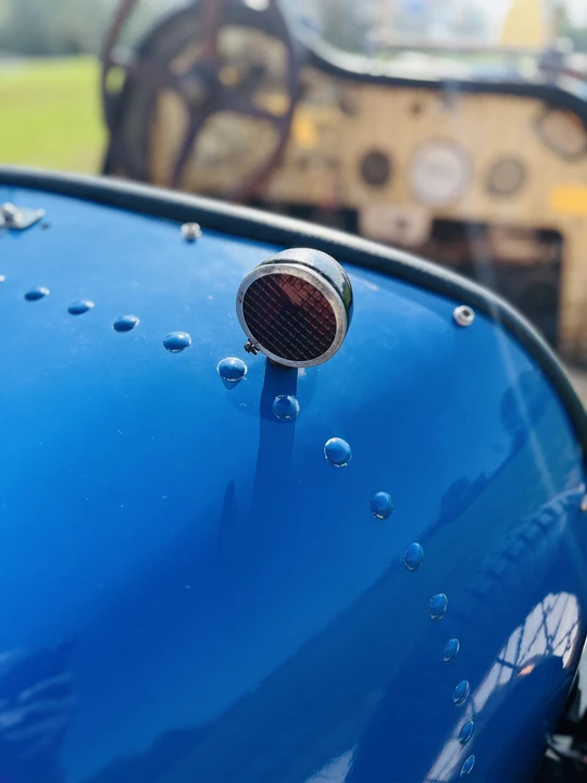 Bugatti - Image 31 of 31