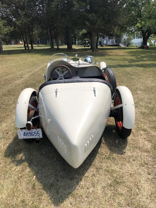 Bugatti - Image 7 of 31