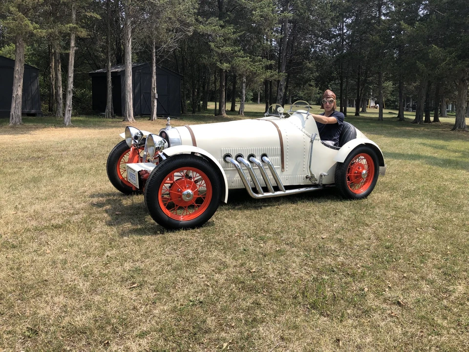 Bugatti - Image 3 of 31