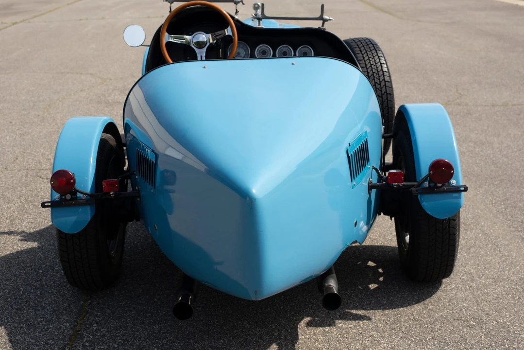 Bugatti - Image 11 of 31