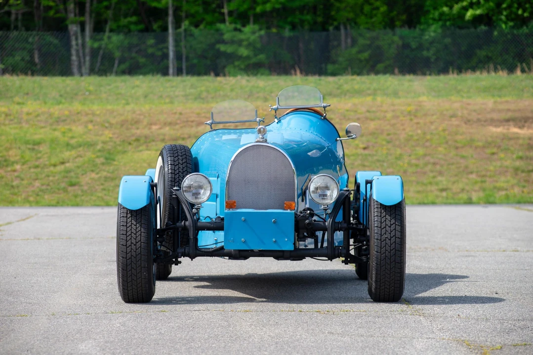 Bugatti - Image 20 of 31