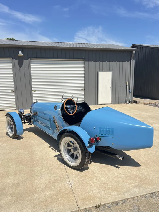 Bugatti - Image 23 of 31