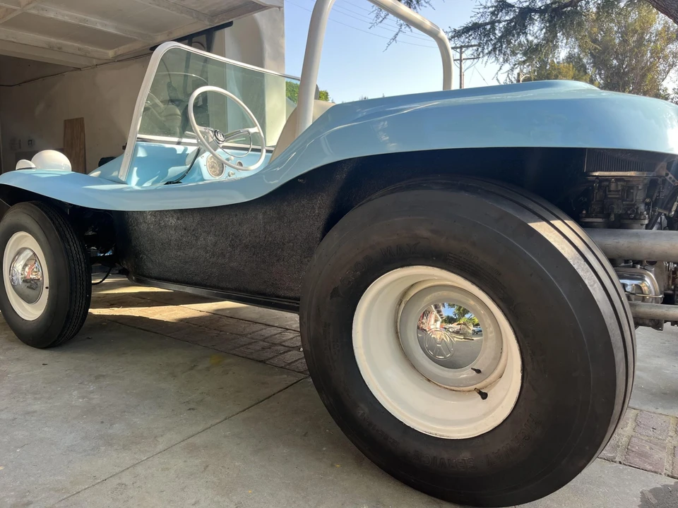 Volkswagen - Image 19 of 31
