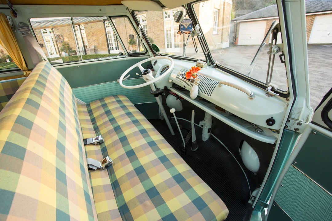 Volkswagen Split-Window Camper - Image 15 of 28