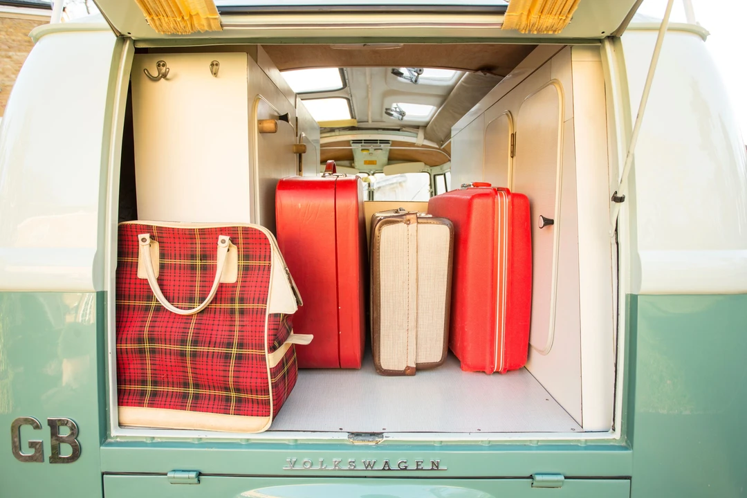 Volkswagen Split-Window Camper - Image 26 of 28