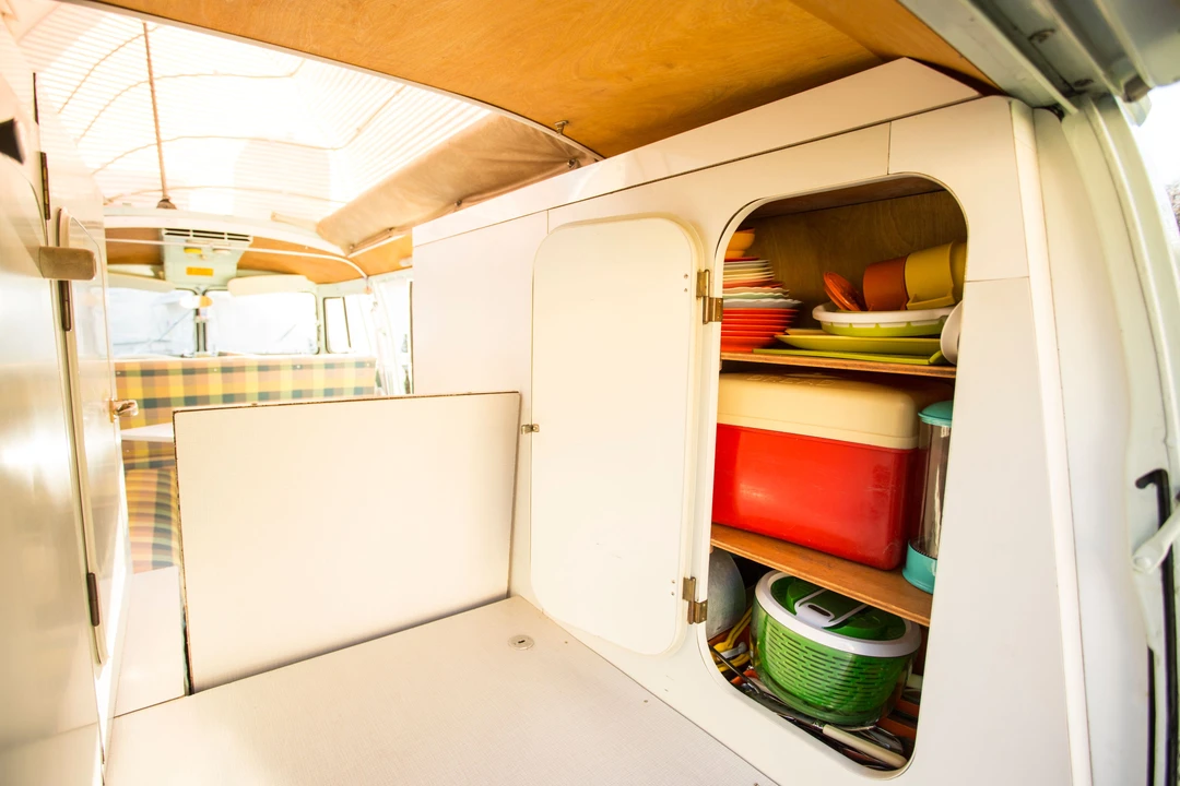 Volkswagen Split-Window Camper - Image 20 of 28