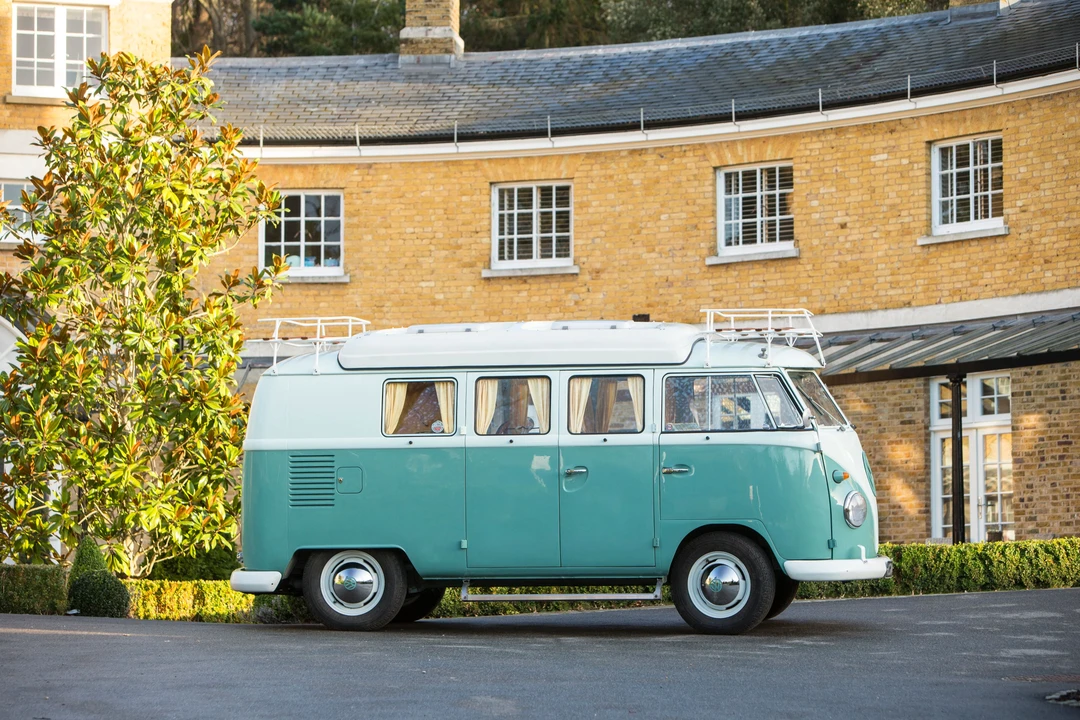 Volkswagen Split-Window Camper - Image 11 of 28