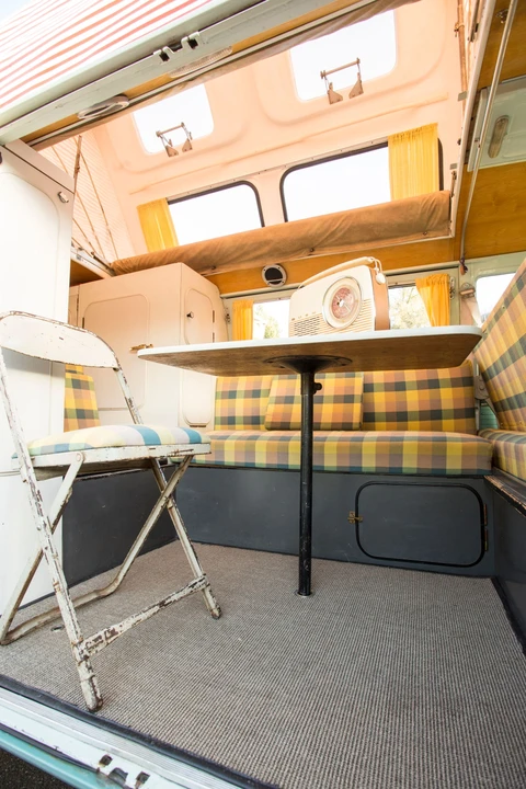 Volkswagen Split-Window Camper - Image 17 of 28