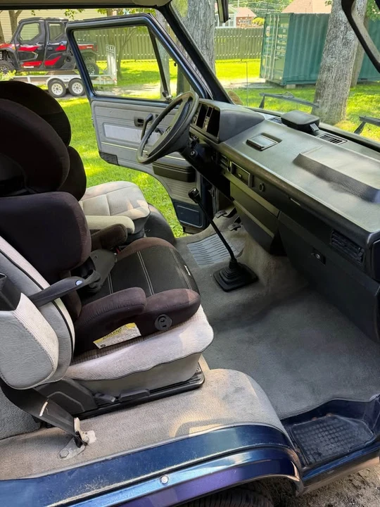1991 Volkswagen EuroVan - Image 10 of 10