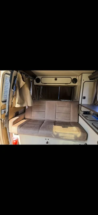 Volkswagen Vanagon - Image 5 of 10