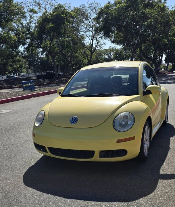 2009 Volkswagen New Beetle - Image 4 of 12