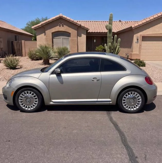 2014 Volkswagen A5 Beetle - Image 4 of 6