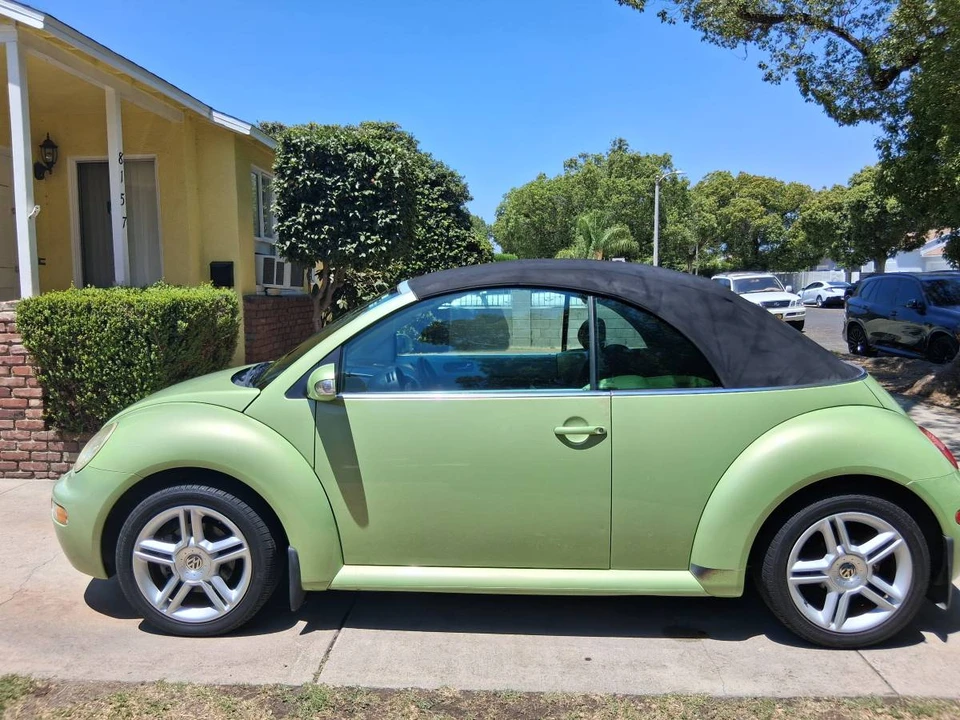 2005 Volkswagen New Beetle - Image 3 of 14