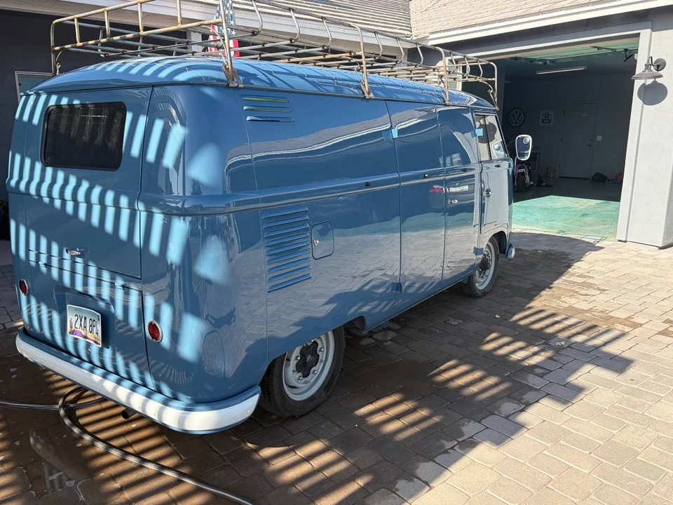 1957 Volkswagen Split-Window Bus - Image 3 of 7