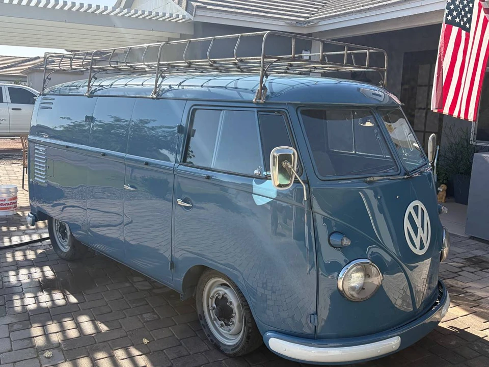 1957 Volkswagen Split-Window Bus - Image 2 of 7