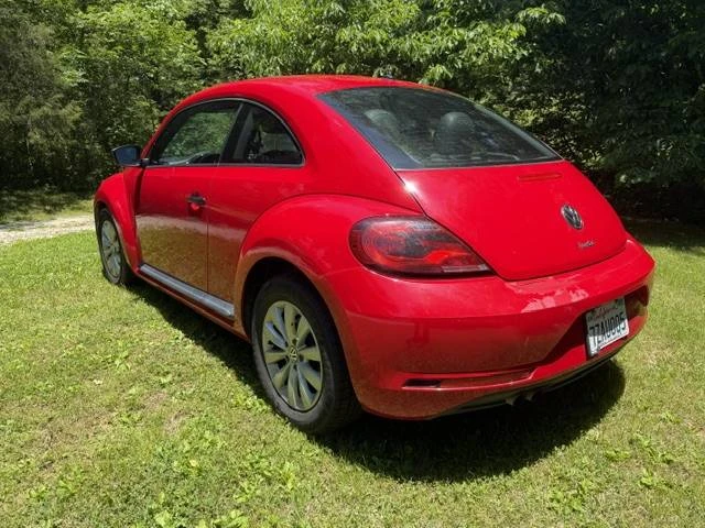 2017 Volkswagen A5 Beetle - Image 2 of 10