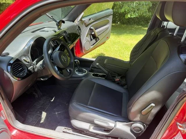 2017 Volkswagen A5 Beetle - Image 8 of 10