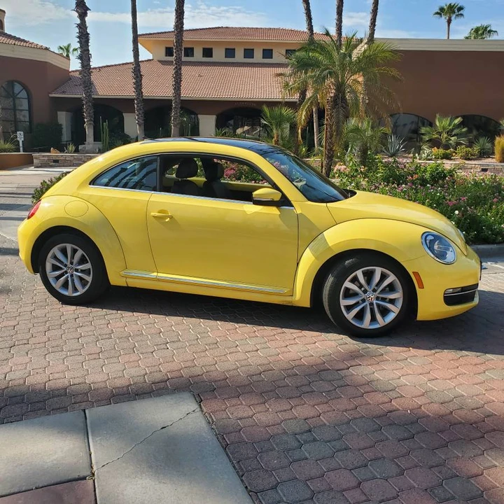 2013 Volkswagen A5 Beetle - Image 2 of 6