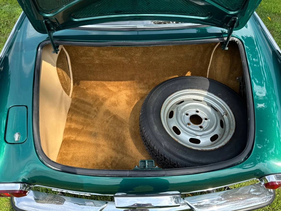 1966 Volvo 1800S - Image 14 of 21
