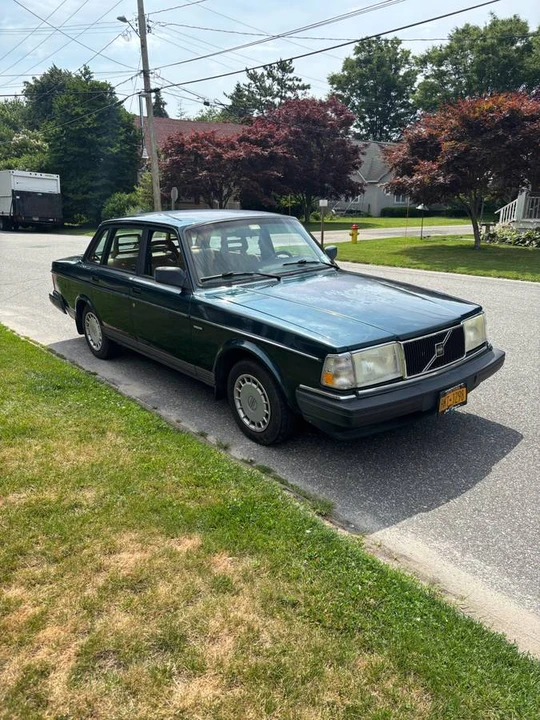 1993 Volvo 244 - Image 9 of 11