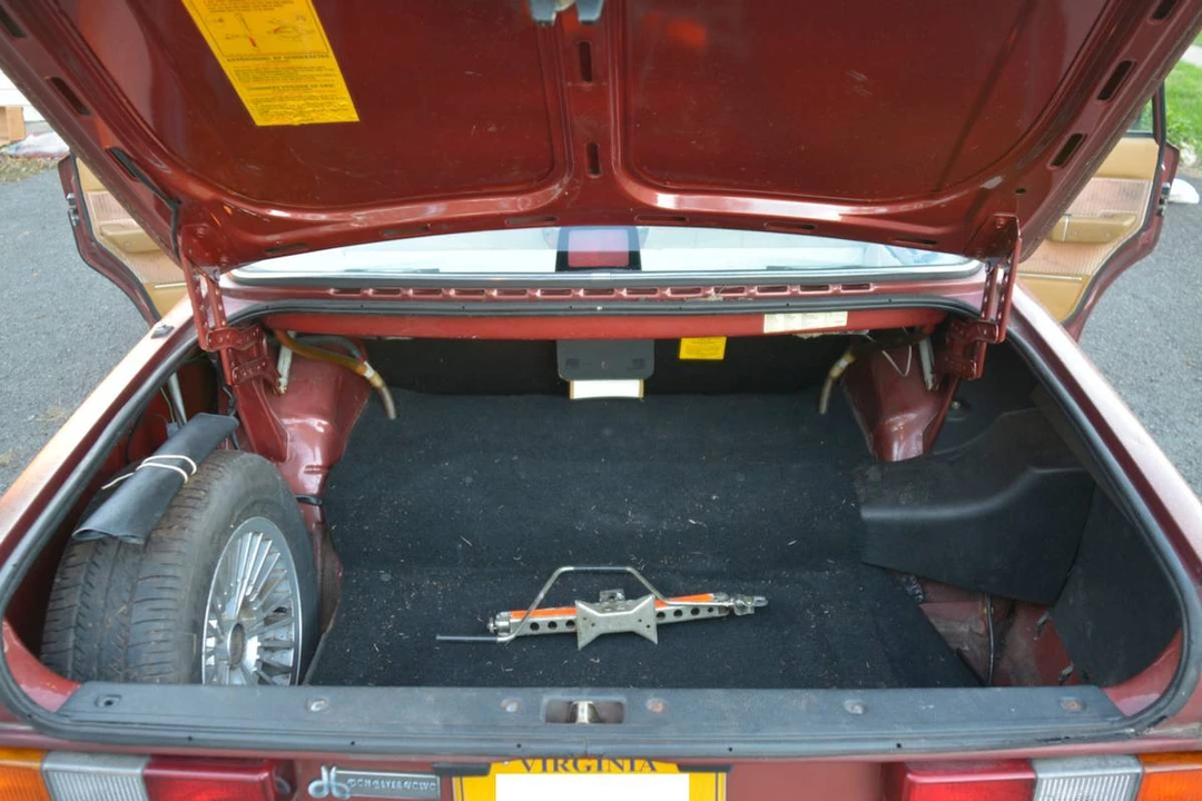 1986 Volvo 244 - Image 14 of 24