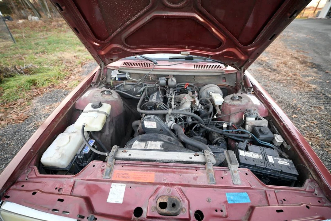 1986 Volvo 244 - Image 18 of 24