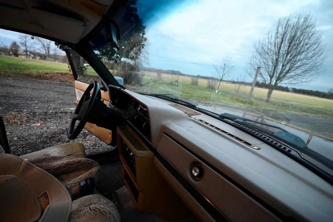 1986 Volvo 244 - Image 24 of 24