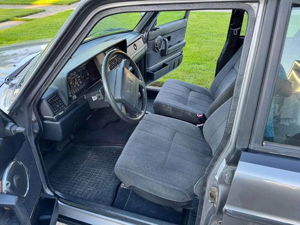1992 Volvo 200 Series - Image 13 of 15