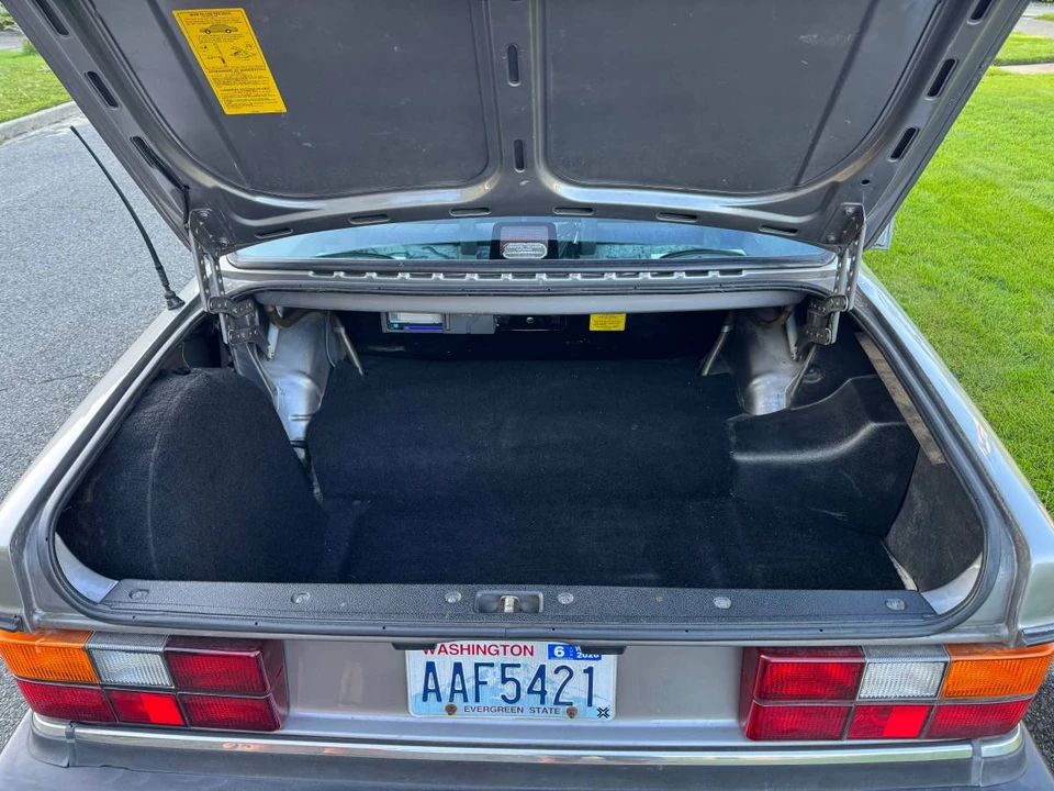 1992 Volvo 200 Series - Image 12 of 15