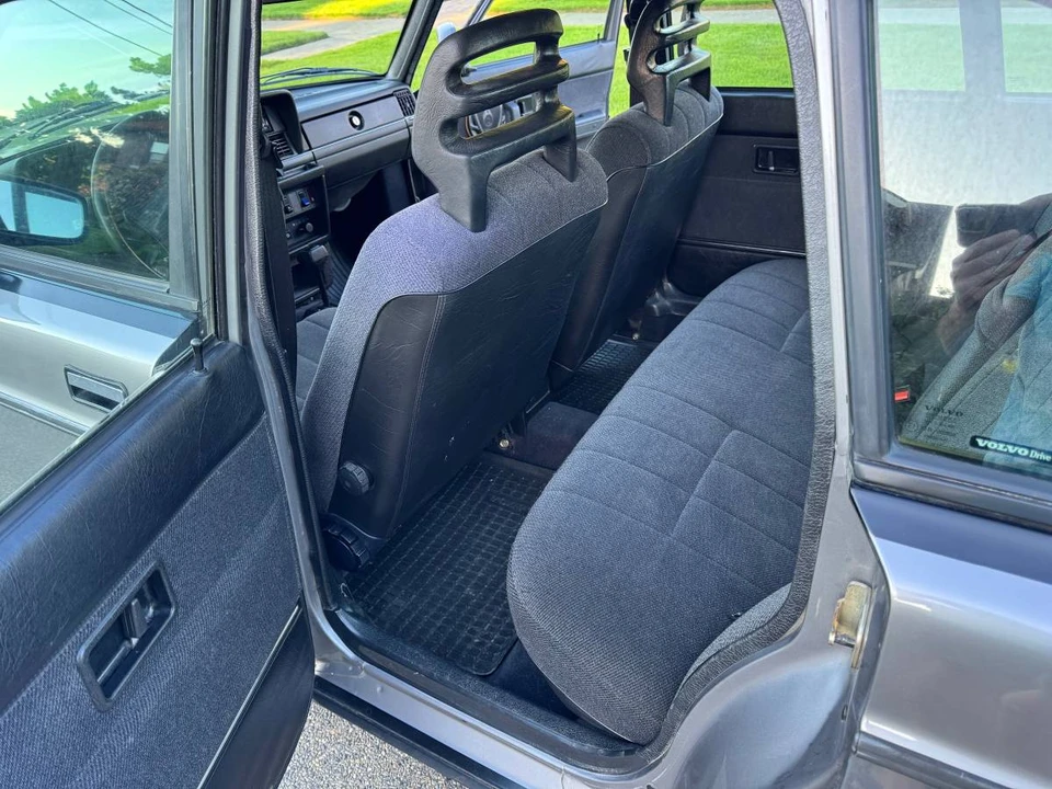 1992 Volvo 200 Series - Image 14 of 15