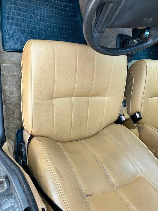 1988 Volvo 245 - Image 11 of 24