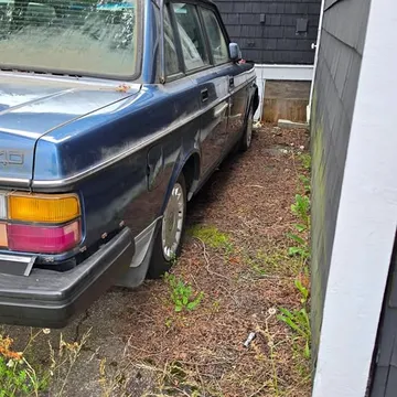 1982 Volvo 240 Sedan