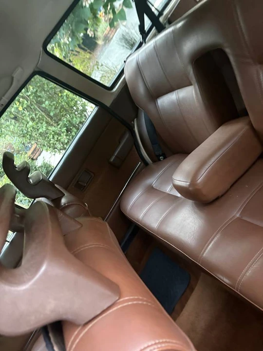 1986 Volvo 245 - Image 3 of 3