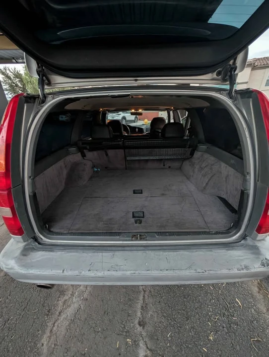 Volvo 850 R - Image 8 of 10