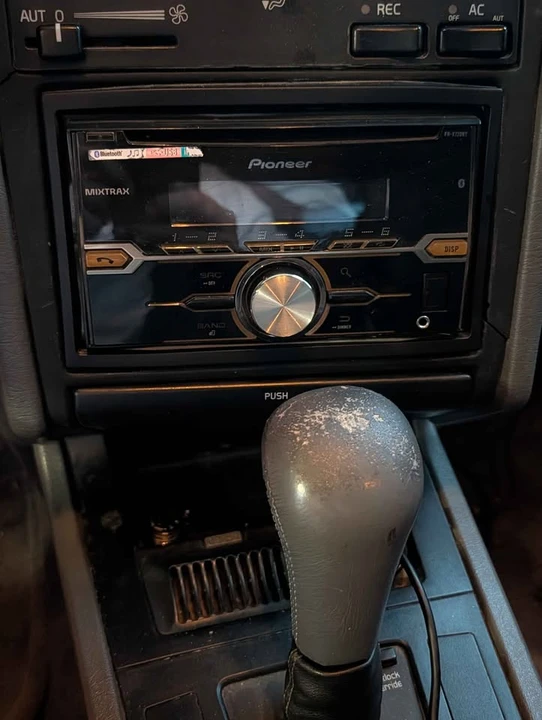 Volvo 850 R - Image 3 of 10