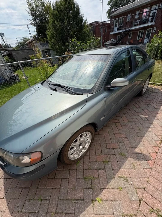 2004 Volvo S60 1st Gen - Image 2 of 6