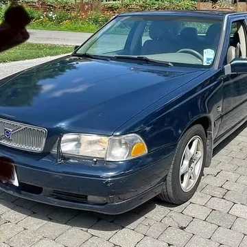 Volvo S70 Sedan