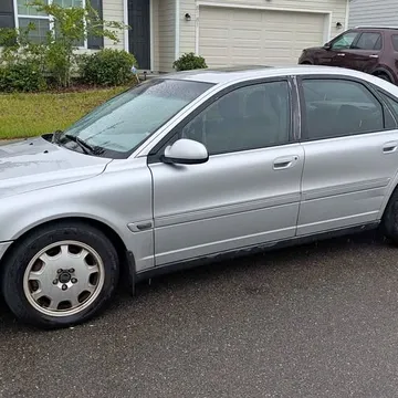 2002 Volvo S80