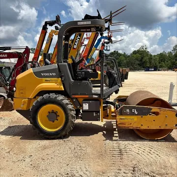 2021 Volvo SD45B Roller
