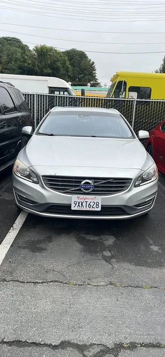 Volvo V60 1st Gen - Image 3 of 7