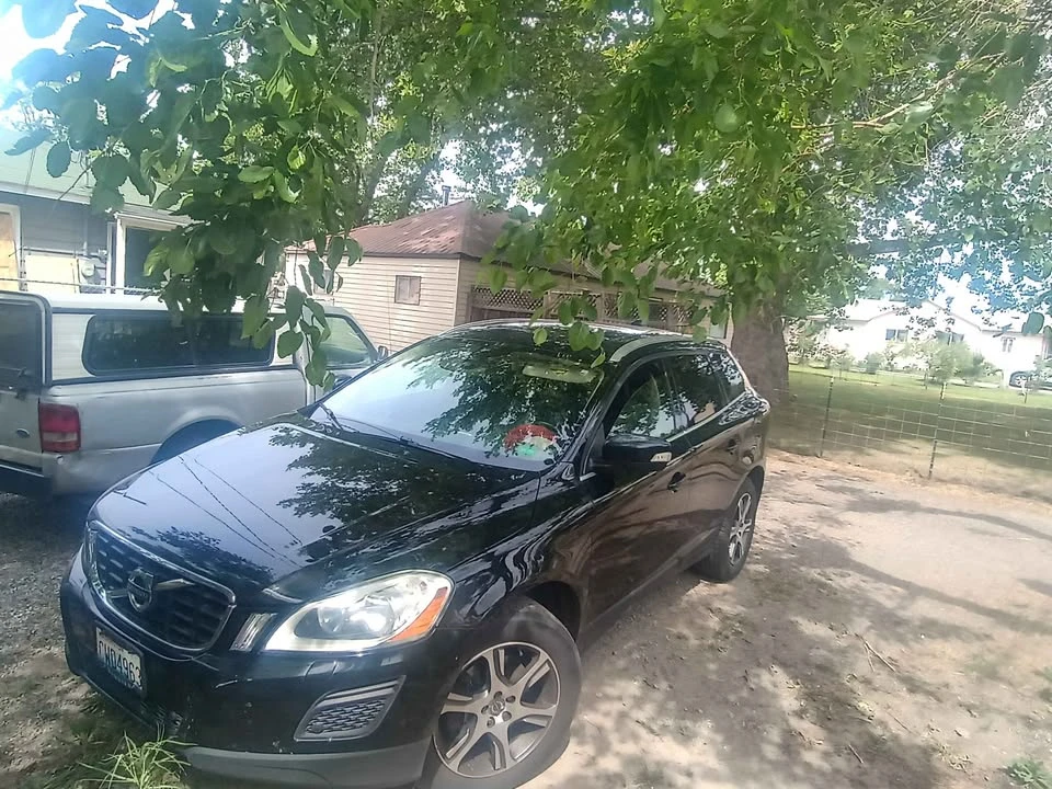 Volvo XC60 - Image 4 of 5