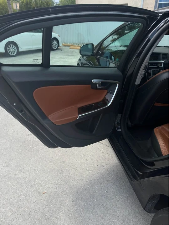 Volvo S60 - Image 4 of 10