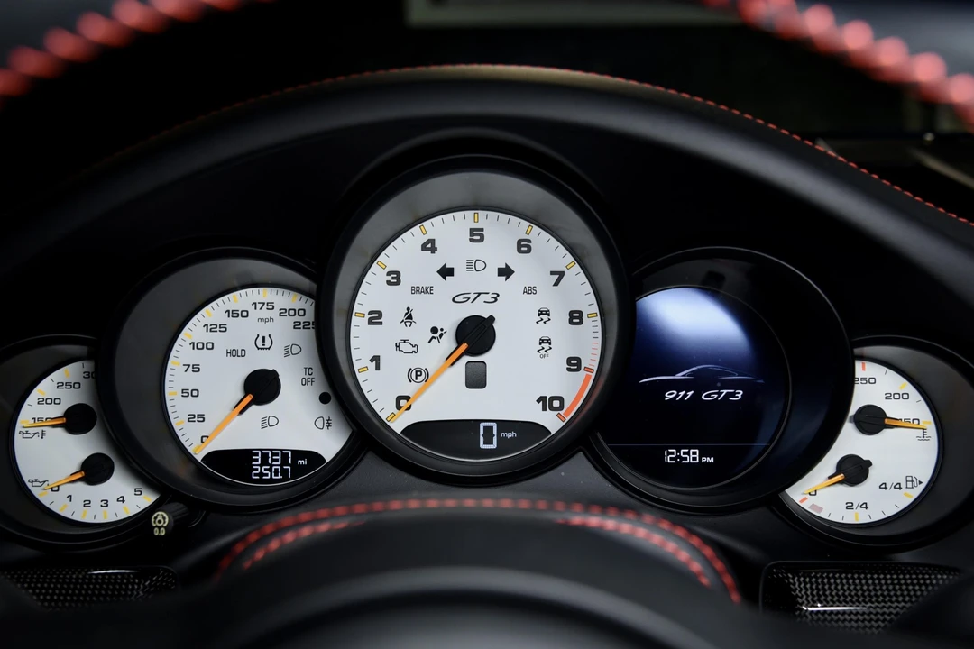 2018 Porsche 991 GT3 - Image 29 of 31