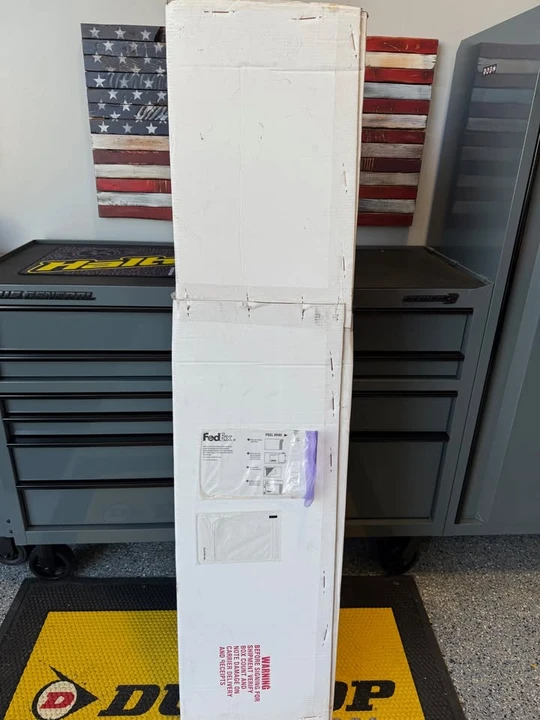 2015 Parts & Memorabilia Bodywork - Image 4 of 5