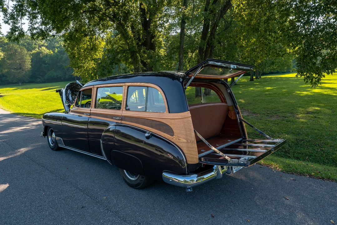 1950 Chevrolet Special & Deluxe & Fleetline - Image 16 of 31