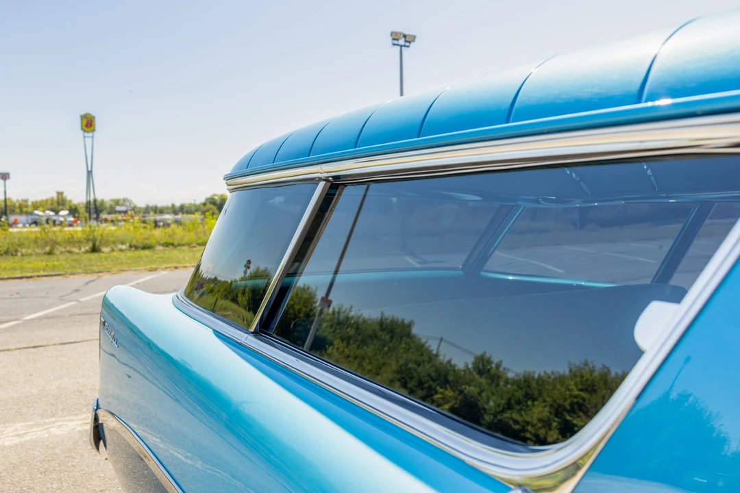 1956 Chevrolet Nomad - Image 25 of 31