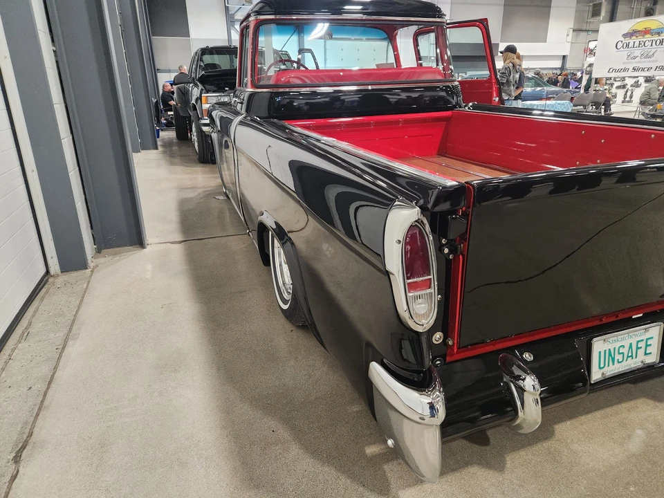 1958 Chevrolet Task Force - Image 30 of 31
