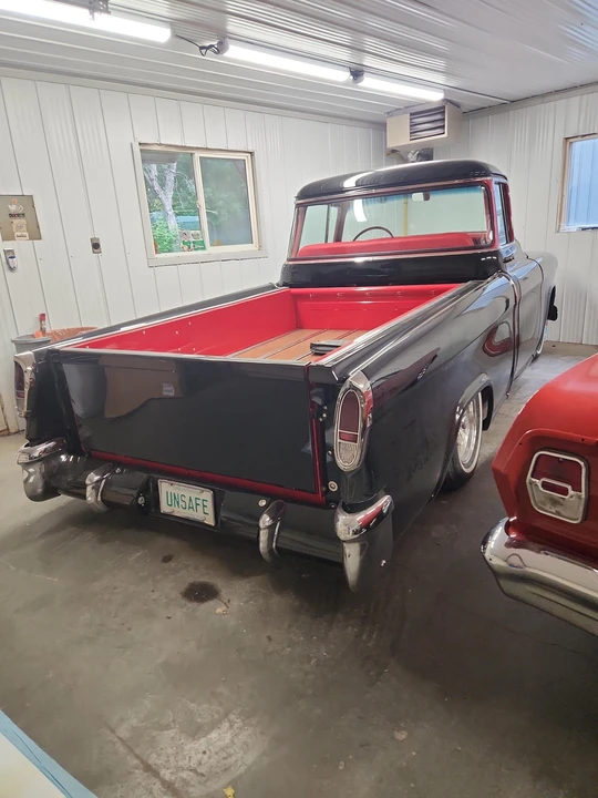 1958 Chevrolet Task Force - Image 29 of 31