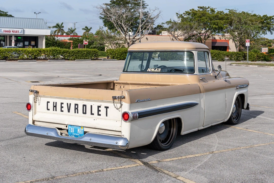 1959 Chevrolet Task Force - Image 6 of 31