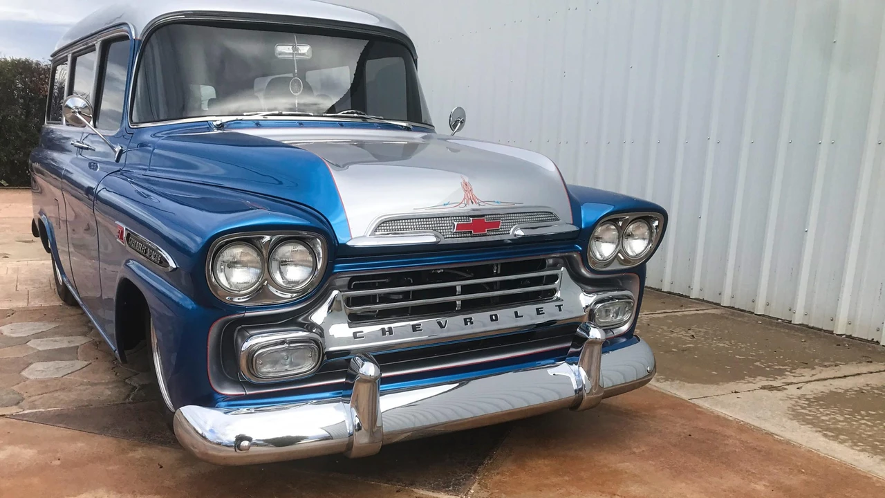 1959 Chevrolet Suburban 4th Gen - Image 9 of 31